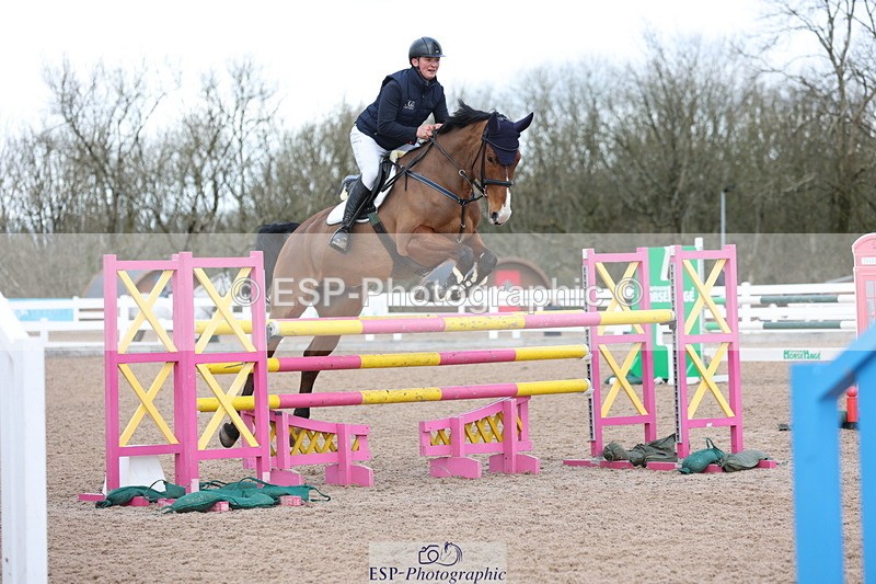 240223A-130111-01320 - Cls 5 Newcomers and 1.10m Open