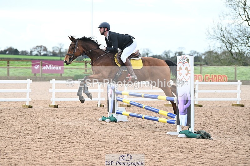 231203A-110522-00723 - Cls 16+17 Club and Schools 80cm