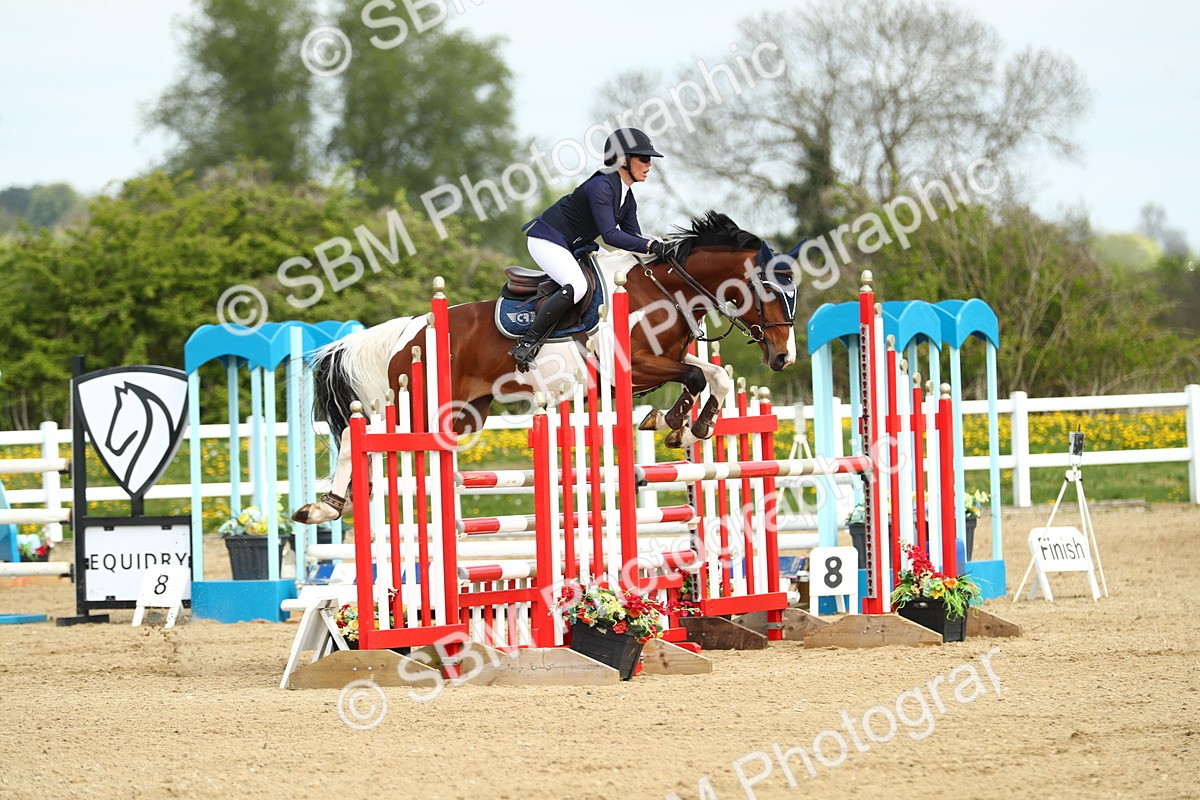 SBM_001195 - Class 4 - Senior Newcomers 1.10m