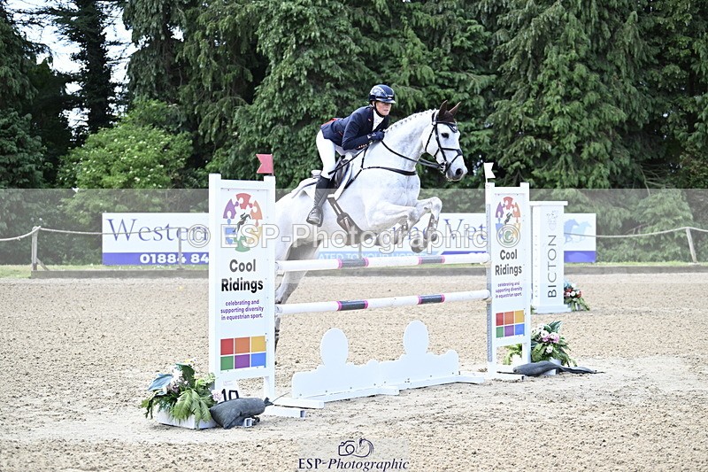 250525A-102210-15343 - A-051-Jemima.Howden-VAN.KAUNITZ