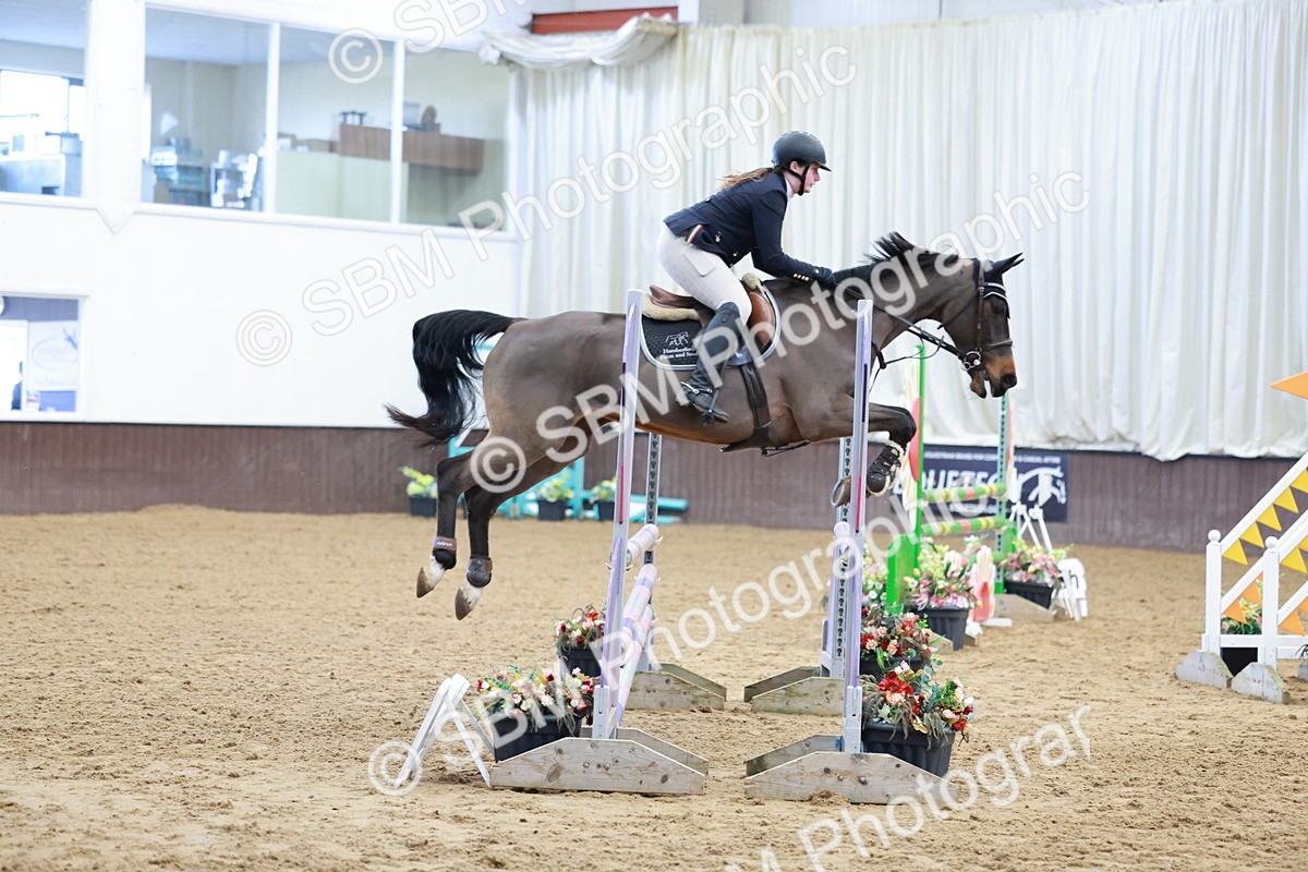 SBM_003172 - Class 10 - Nupafeed Supplements Senior Discovery/ 1m Open