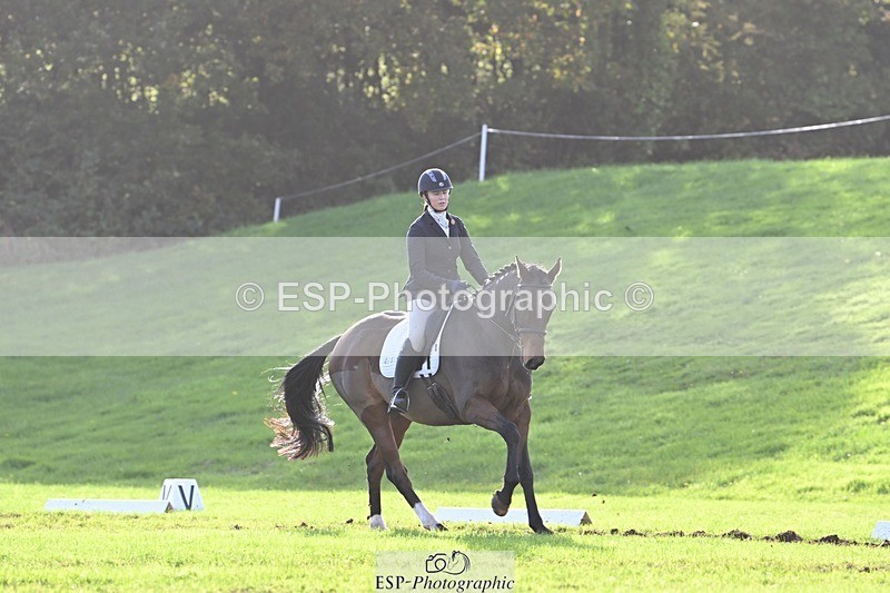 241025-153628-10279 - 464-Lucy.Hemmings-NLS.CLOVER.SHUFFLE