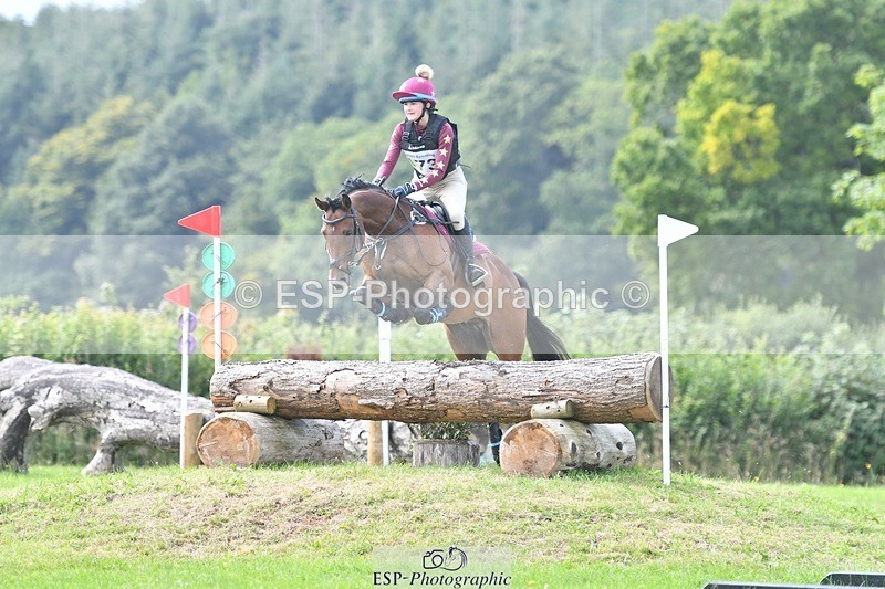 240803-145856-08094 - 173-Grace_Tucker-UPDOWN_DAI