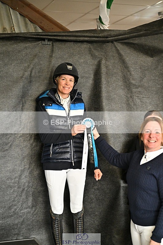 260214-130546-03866 - Cls 15 Medium Silver Presentations