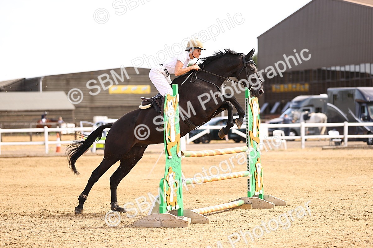 SBM_001082 - Class 4 - Senior Discovery - 1.00m Open