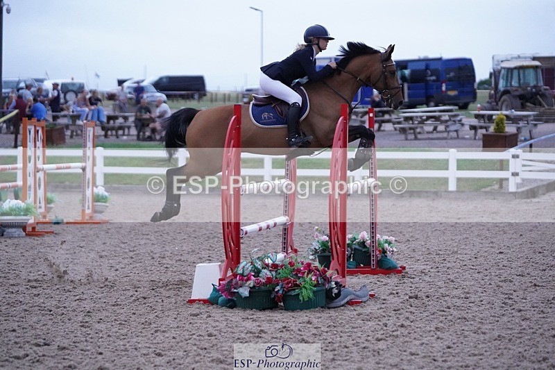 250628-205948-08693 - Cls 26 Pony Foxhunter & 1.10m Open