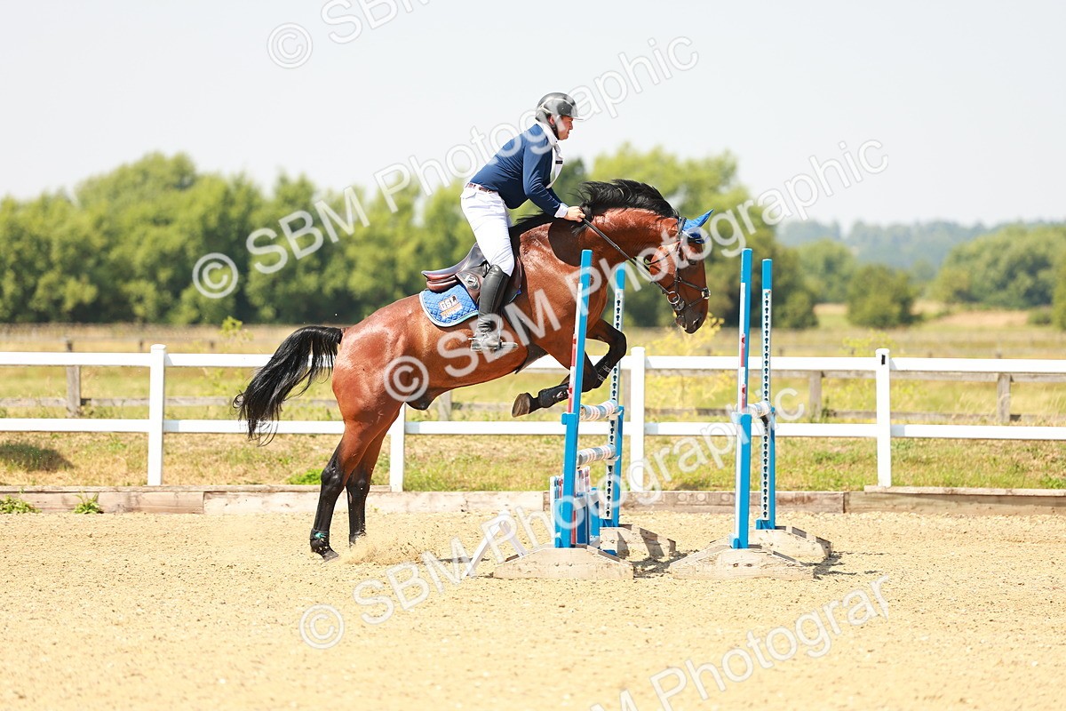 SBM_001429 - Class 4 - Senior Newcomers - 1.10m