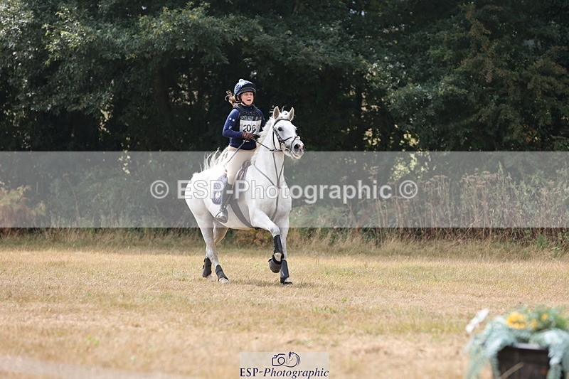 250824A-121519-36628 - 2068-Lucy.Pearce-Kildysart.Princess