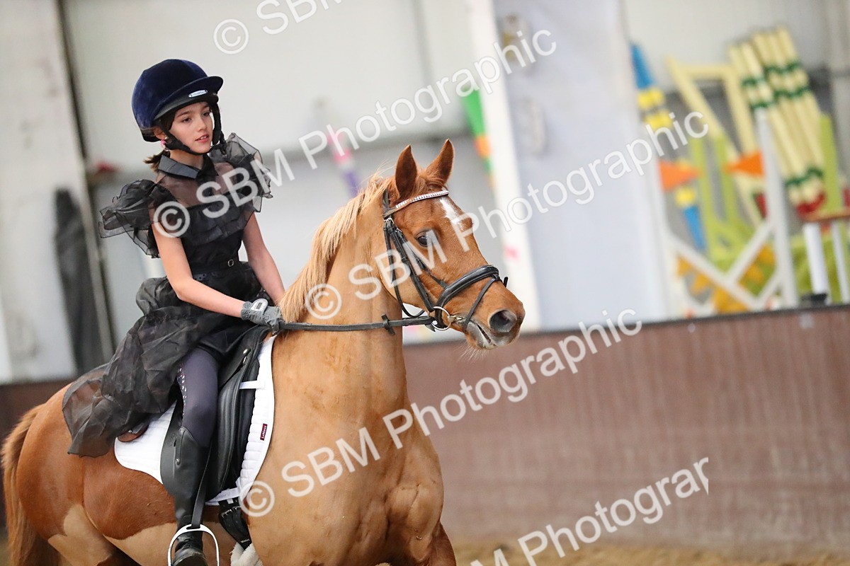 SBM_001269 - Class 3 - Horse & Hound