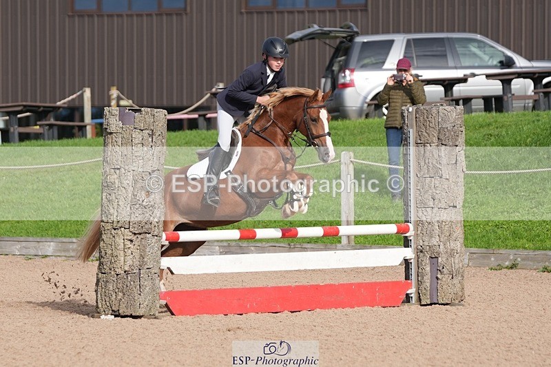 250921-100033-02078 - Cls 4 Pony British Novice and 80cm