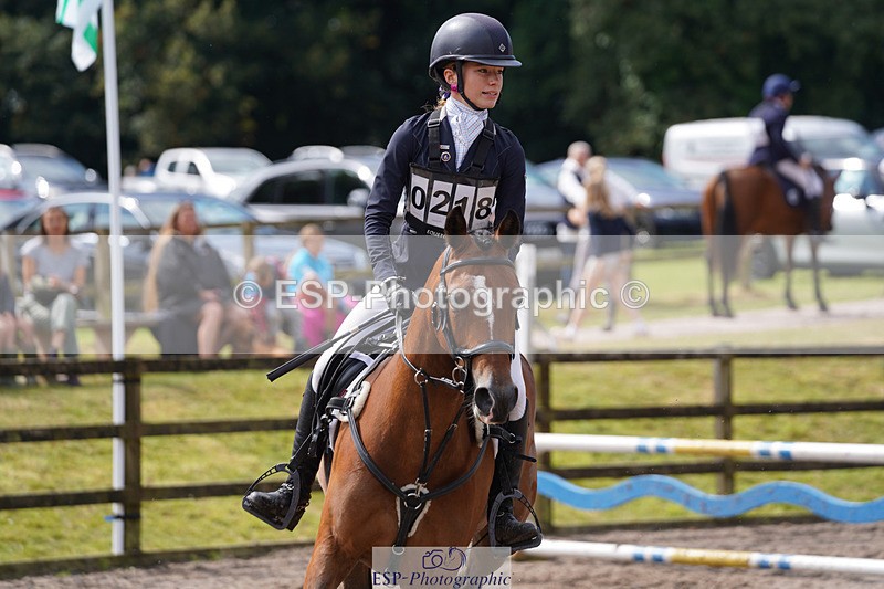 240824X-123848-24185 - 80cm Round 1 12.00 to 13.00