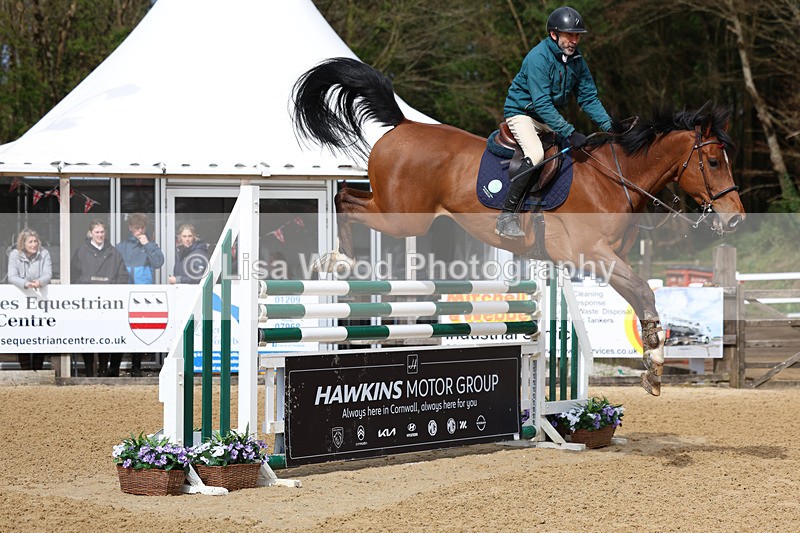 3E7A2435 - Class 9: Senior 1.30m open