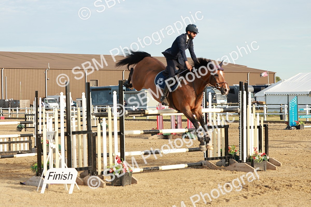 SBM_009086 - Class 6 - National 1.30m 1.40m Open Handicap