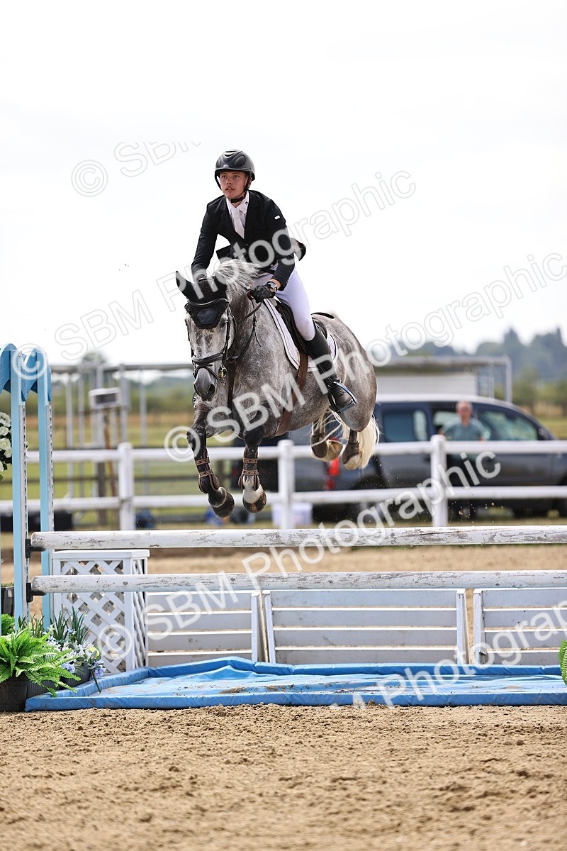 SBM_010592 - Class 9 - Senior Foxhunter - 1.20m Open