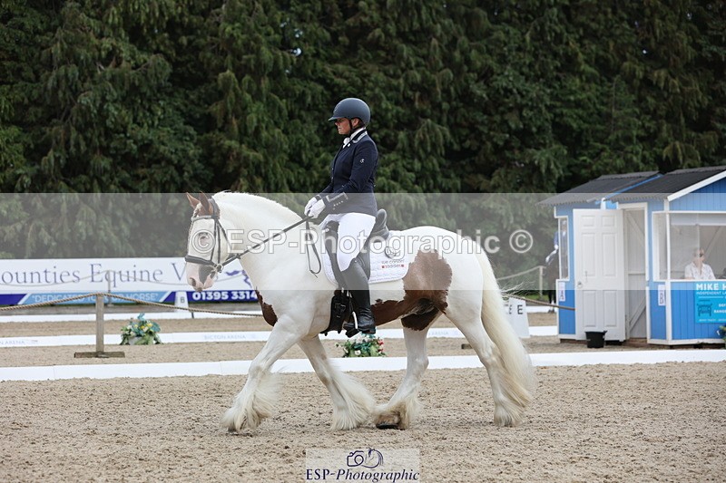 250718A-135759-01671 - 092-Rachael.Smaldon-Nadderbrook.Biscuit