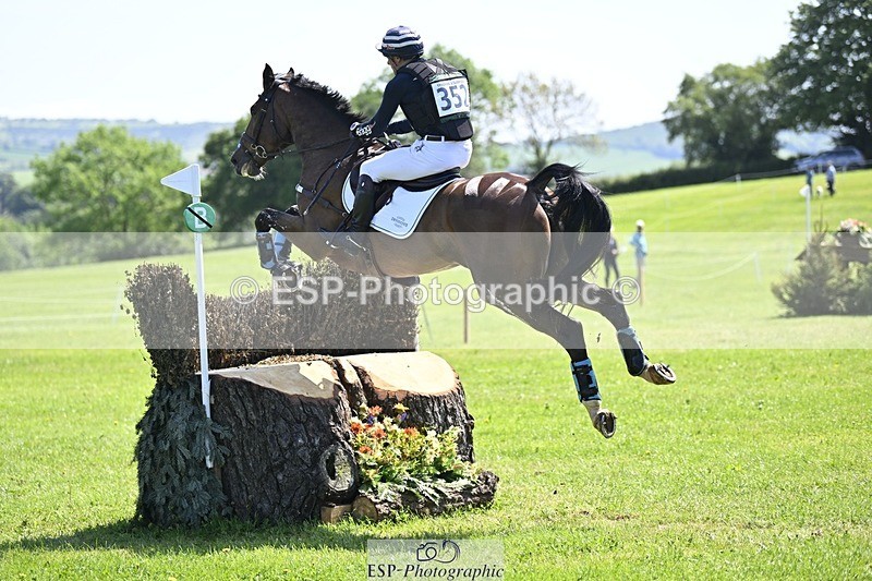 240525-111848-12479 - 352-SHANNONDALE_ALDO-Alexander_Bragg