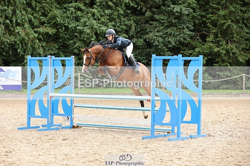 240817-111757-00909 - 03A Snr Disc