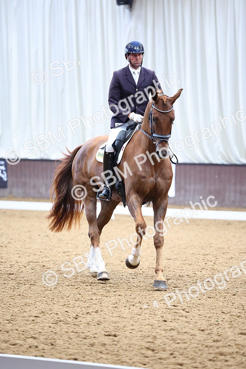 SBM_006540 - Class 5 - novice 6 - 12.04-13.07