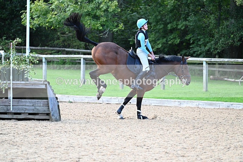 WJ7_6128 - Time 16:55 to 17:11