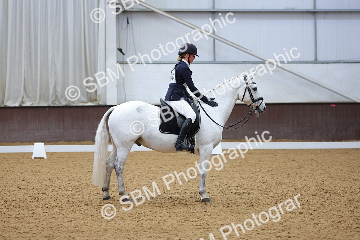 SBM_002944 - Novice