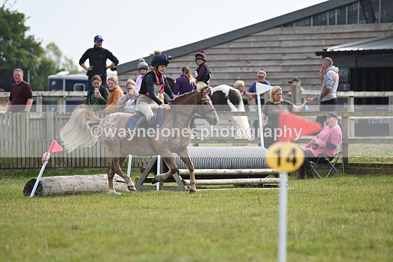 WJ6_0019 - 40cm XC Time 10:05 to 10:36