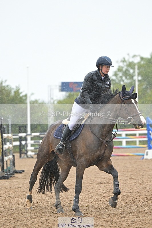 240925A-142135-01122 - Cls 5 Foxhunter and 1.20m Open