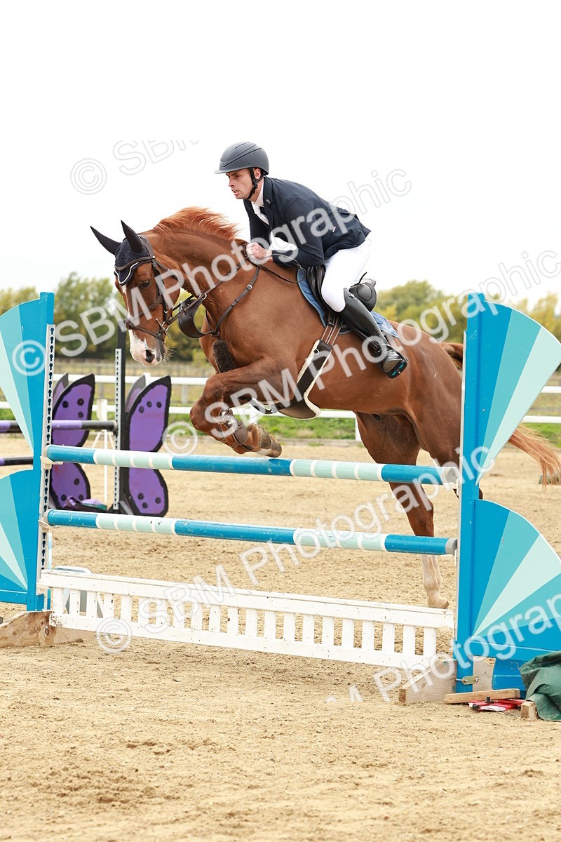 1I0A7851 - Class 4 - Senior Newcomers 1.10m