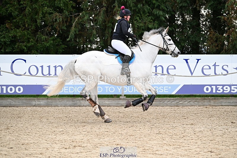 250309A-091157-00063 - Cls 01 70cm 09.00 to CW