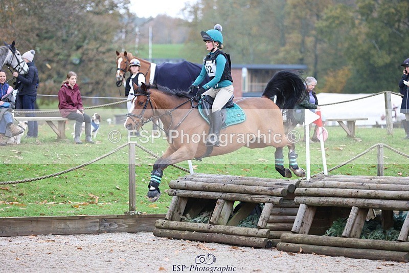 231118-140137-02102 - Cls 3 90cm