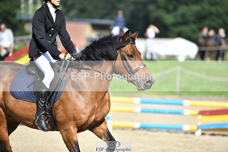 230820-095951-00113 - 70cm - Round 1