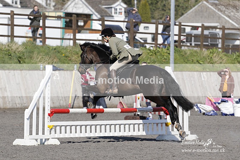 _EST0603 - Bourne Valley Riding Club Winter Showjumping 27/03/22