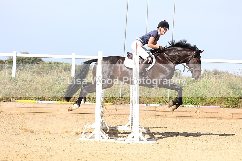 3E7A1318 - Class 9: 80cm Senior