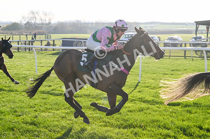 221124-Race 2-Game Management-4888 - Race 2