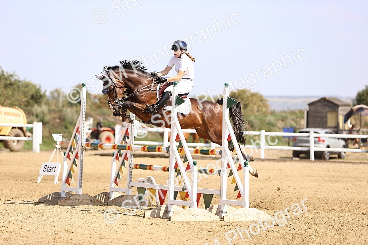 SBM_006864 - Class 13 - Senior Newcomers - 1.10m