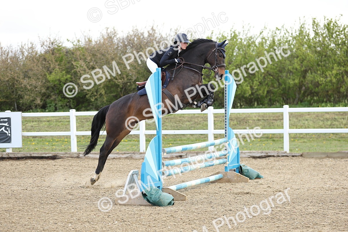 SBM_000102 - Class 1 - Clear Round