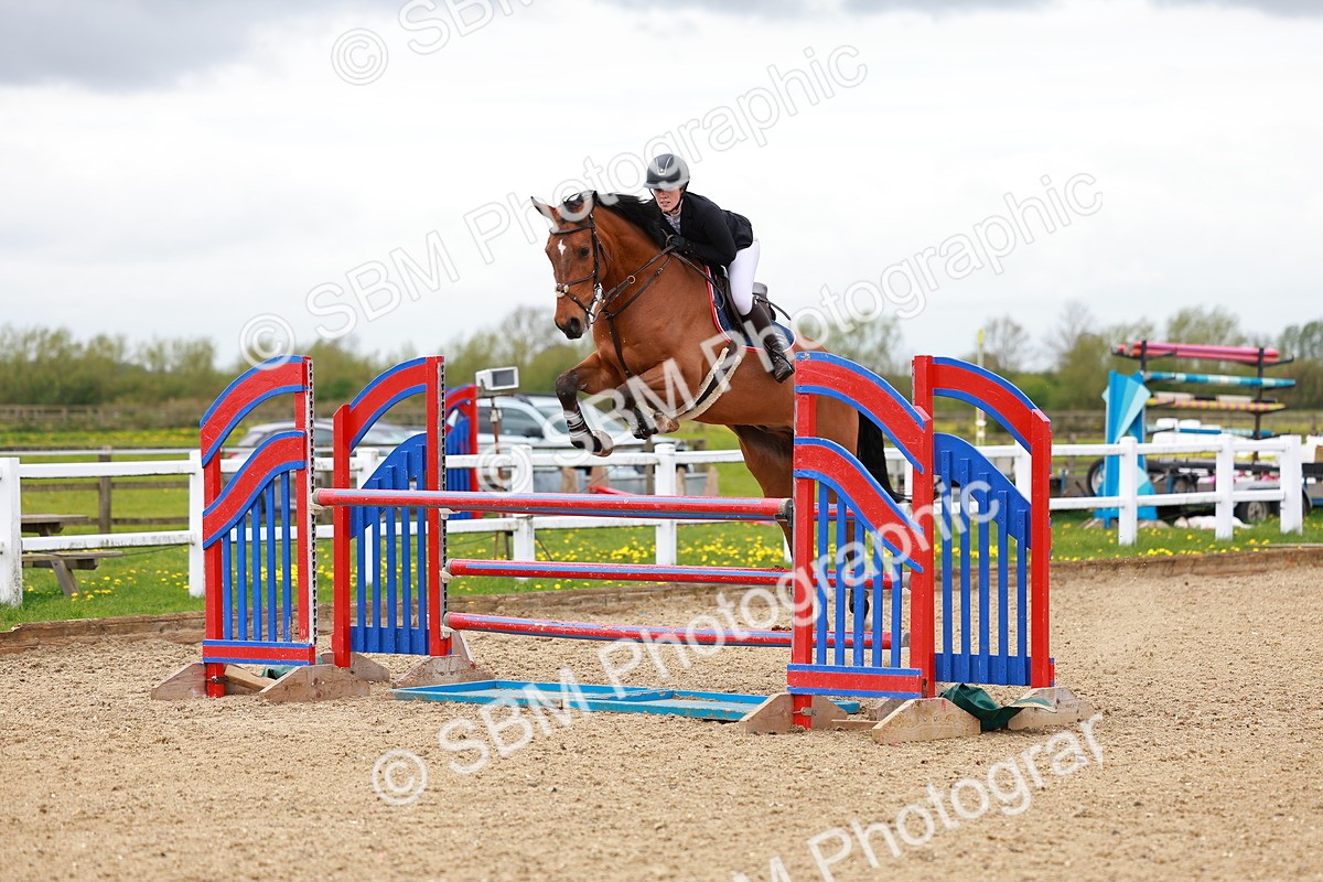 SBM_002291 - Class 10 - Senior Newcomers - 1.10m