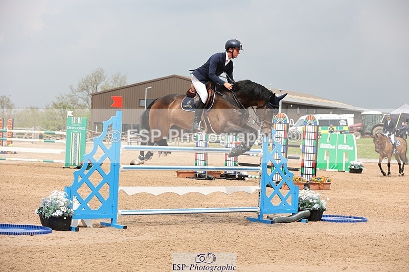 250424-123535-05480 - Cls 1 - 2 Star Small Tour