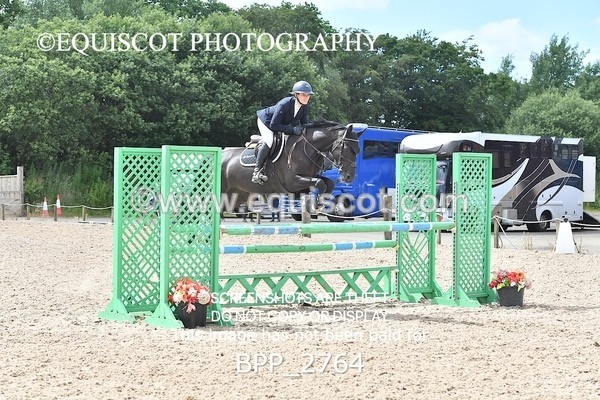 BPP_2764 - CLASS 6 SAT Senior Newcomers/ 1.10m Open