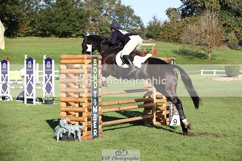 231022-103814-24649 - 671-KILCLOGHER.DAWSON-Lucy.Griffiths-TrotUp+SJ