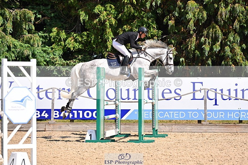 250817A-143725-04644 - Cls 21 Snr Newcomers