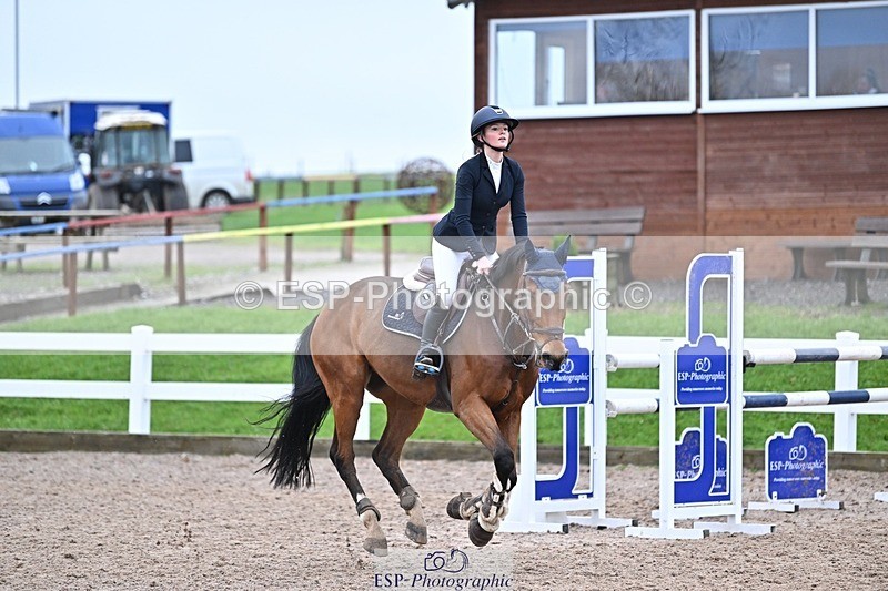 241127-135038-00698 - Cls 05A&B Snr Fox & 1.20m Open