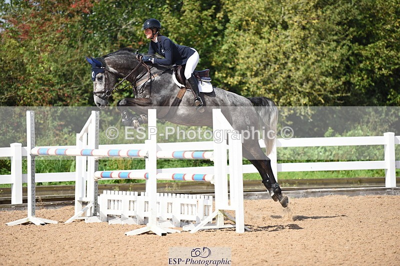 230906A-123742-00264 - Newcomers & 1.10m Open