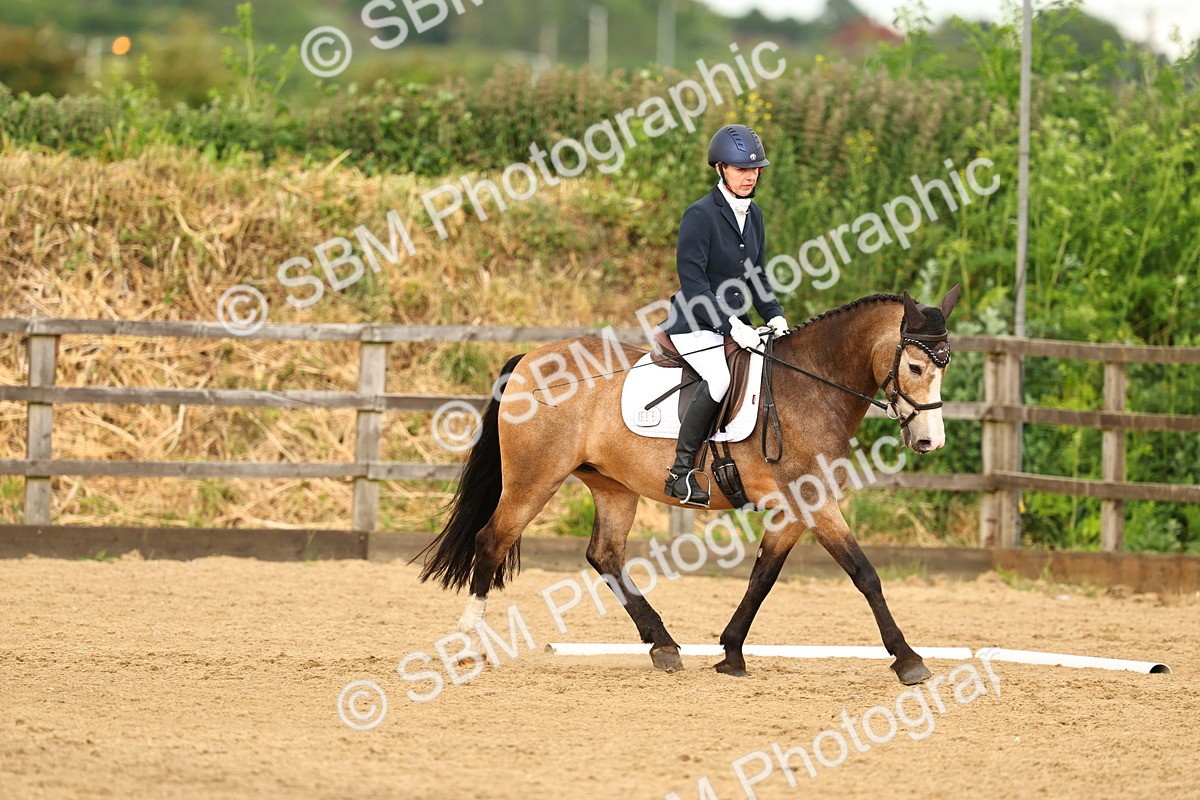 SBM_003122 - Class 7 - Novice 2