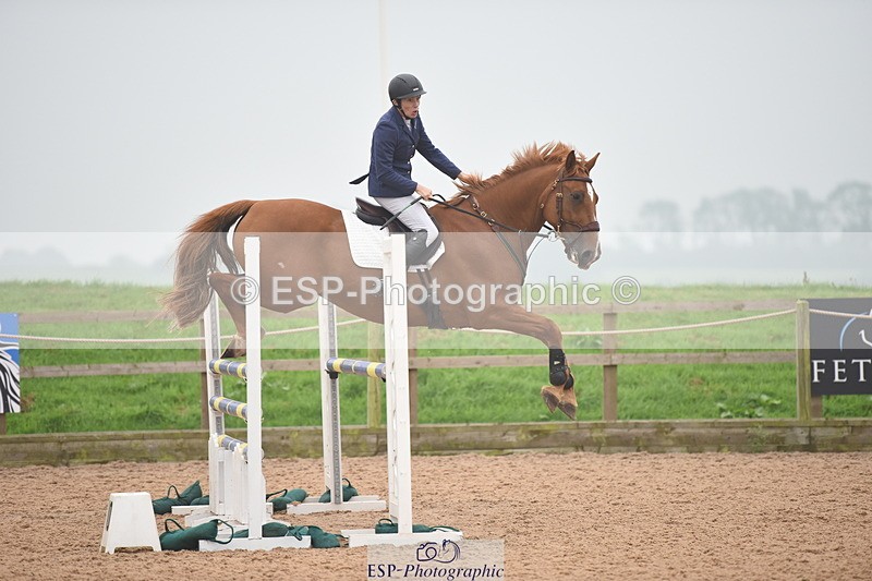 230916A-170330-05736 - Cls 19 Snr 1.10m Derby