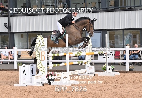 BPP_7826 - CLASS 16 FRI GFS Saddles Senior Newcomers/1.10m Open