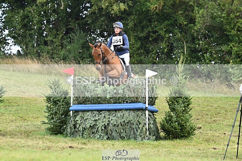 250831-102153-06302 - H-354-Issy.Colwell