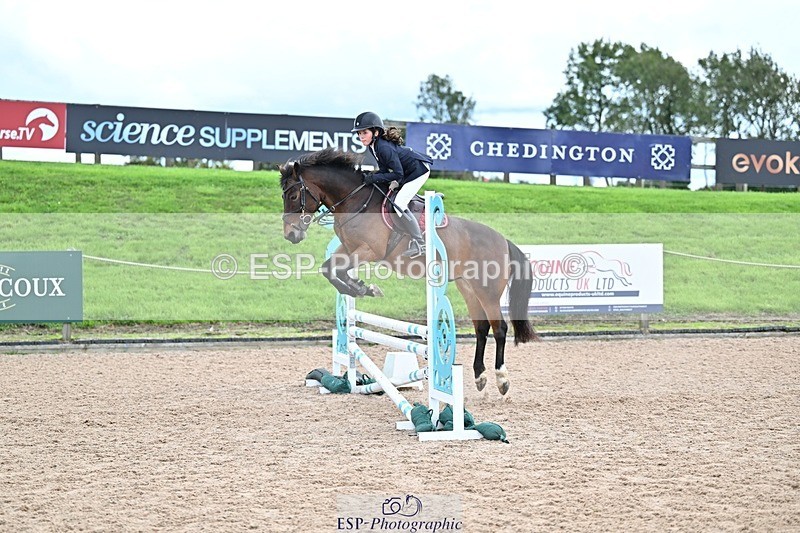 250921-144201-03932 - Cls 20 Pony 80cm Derby