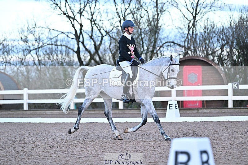 241214-084425-00811 - 141-Sophie.Hawke-RAINBOW.DREAM