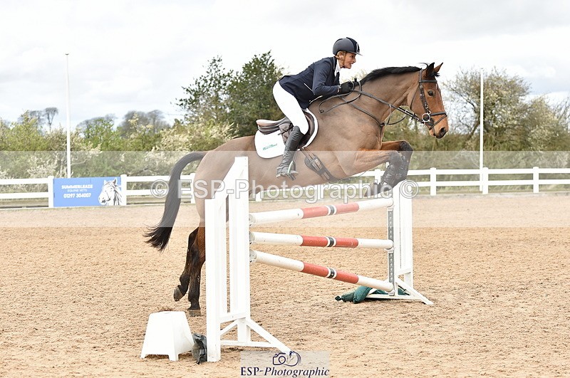 240403A-135600-00670 - Cls 4 Newcomers and 1.10m Open