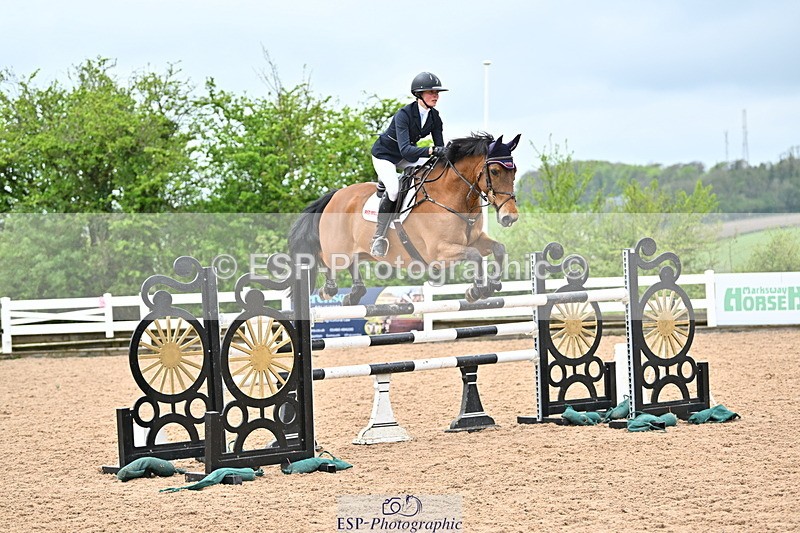 240501A-135415-00889 - Cls 8 Snr Foxhunter and 1.20m Open